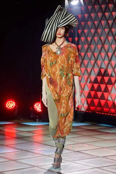 Look 41